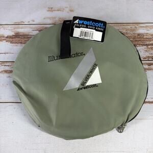 Westcott 30” Illuminator 2‑in‑1 Silver/White Bounce Reflector – New